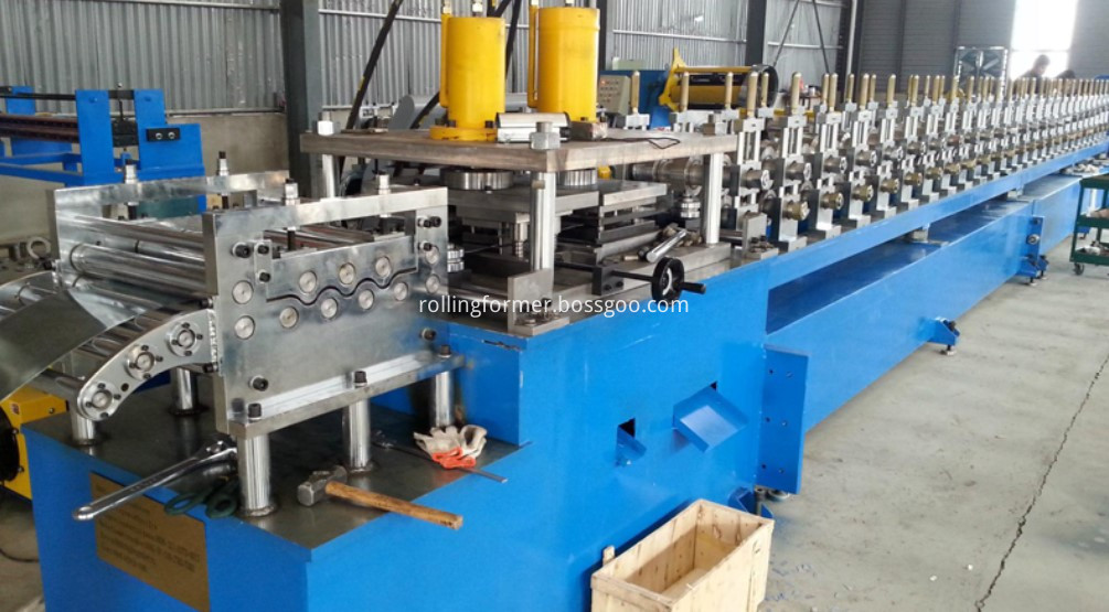 Rolo oco do trilho de guia do elevador que forma a máquina (20) Elevator hollow guide rail roll forming machine (20)