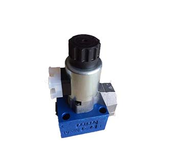 Hydraulic valve with solenoid actuation