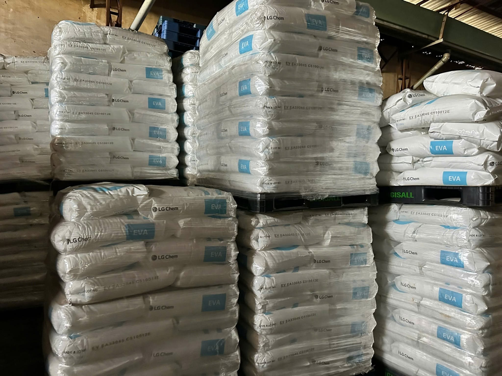 LG Chem Eva EA33045 VA33 LG Chem Eva EA33045 VA33