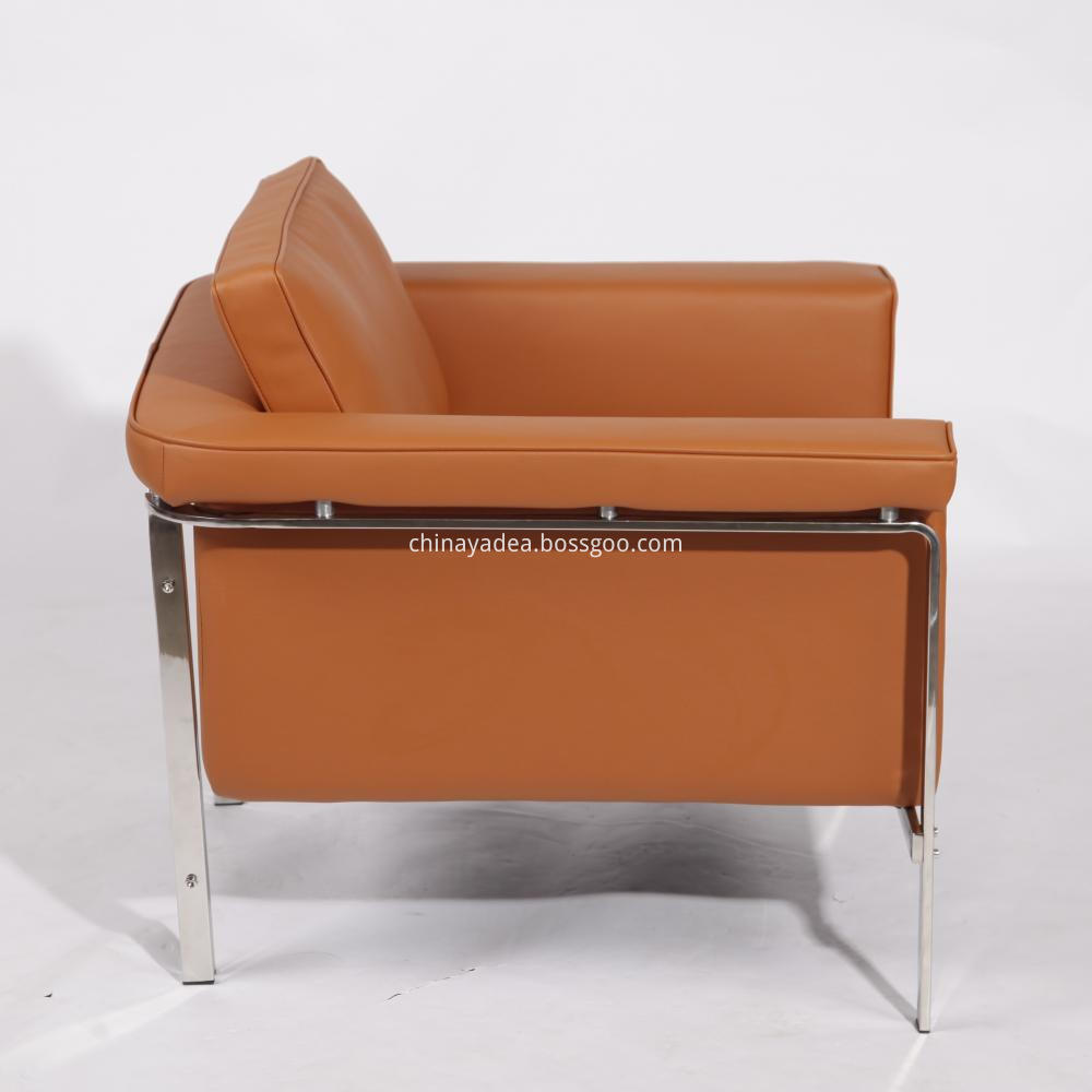 Sillón de cuero Leather Armchair
