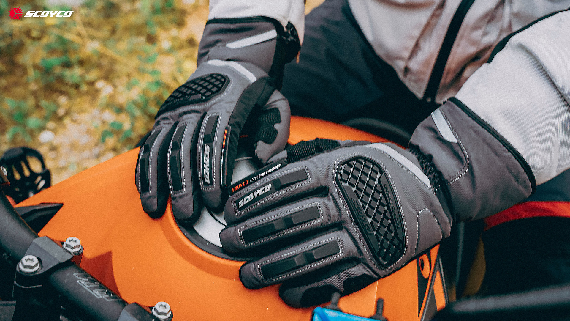 Windproof riding gloves Windproof riding gloves