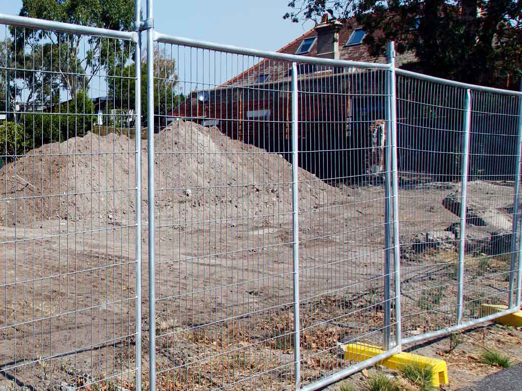 temporary fence8 temporary fence8