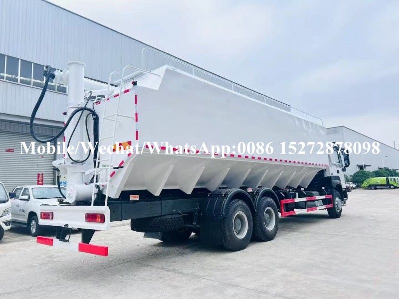 Bulk Feed Carrier (5) Bulk Feed Carrier (5)