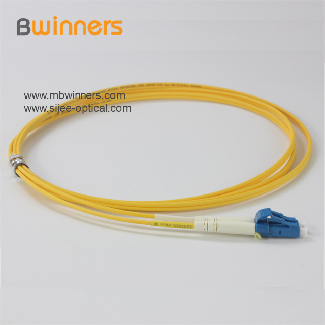 Queue de cochon en fibre optique Lc Upc Dx Sm Lc Upc Dx Sm Fiber Optic Pigtail