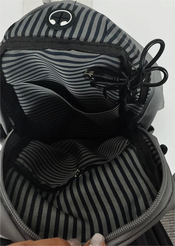 Waterproof USB crossbody bag for men Waterproof USB crossbody bag for men