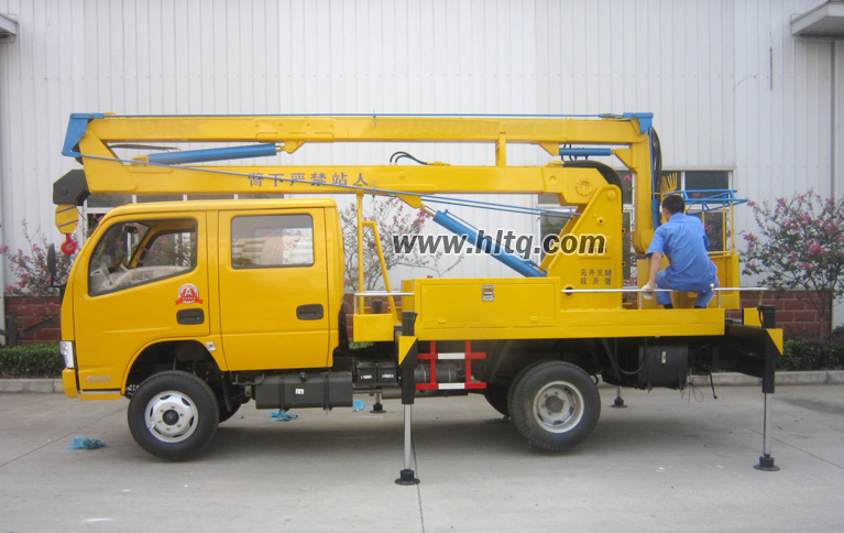 Do<em></em>ngfeng 4*2 14m Aerial Work Platform Truck