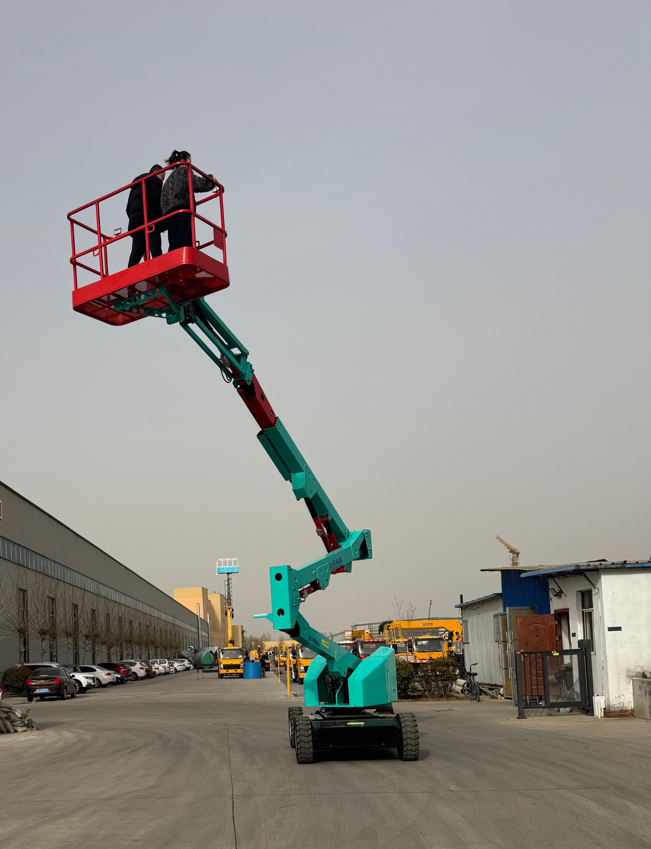 Electric Articulating Boom Lift Electric Articulating Boom Lift