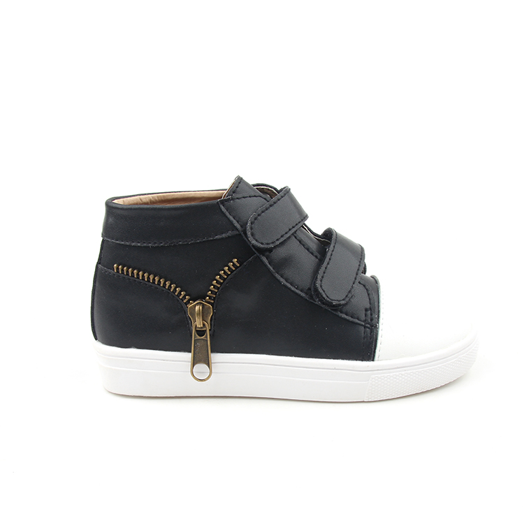 Kasut kasual Casual Shoes