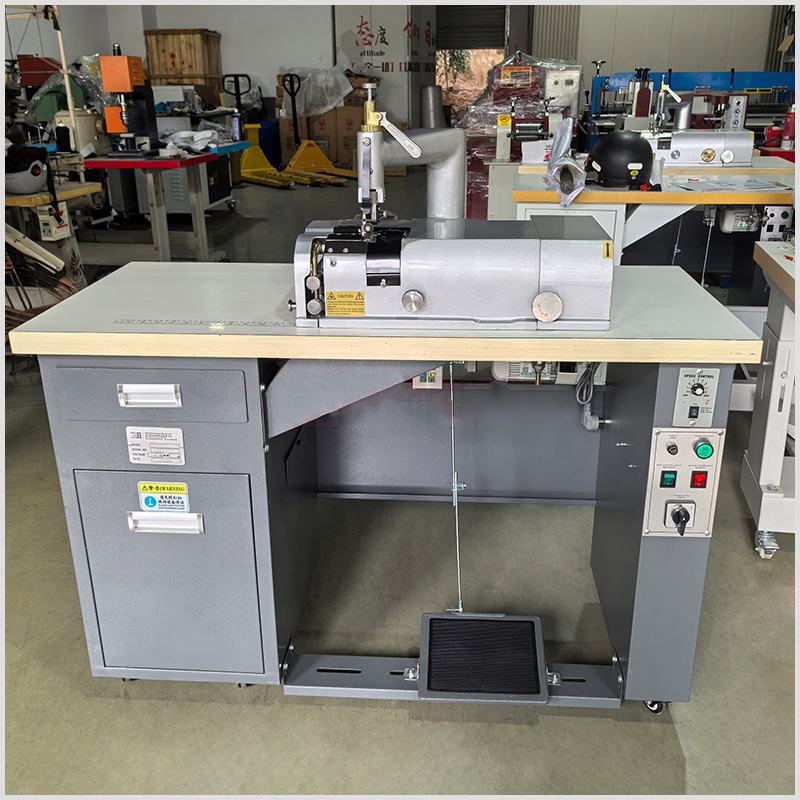 KD-X3 Professional 45° Leather Skiving Machine - Multi-Material Edge Thinning for Shoes, Bags & Upholstery - Customizable (2) KD-X3 Professional 45° Leather Skiving Machine - Multi-Material Edge Thinning for Shoes, Bags & Upholstery - Customizable (2)