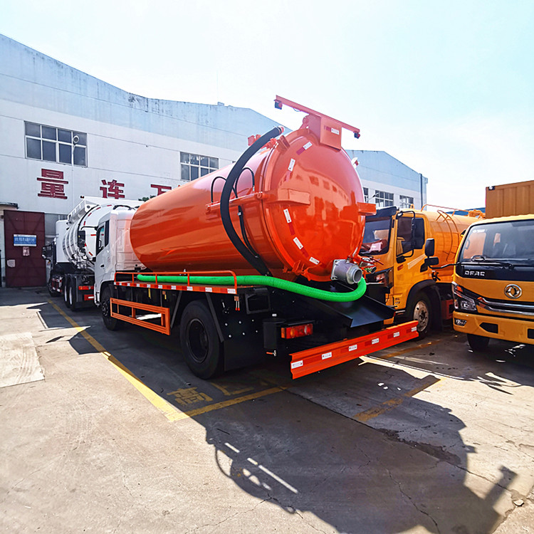 Dongfeng Sewage Suction Truck (10) Dongfeng Sewage Suction Truck (10)