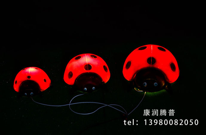 004 004