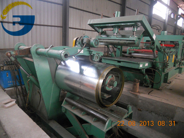 raw steel-sheet-feeding