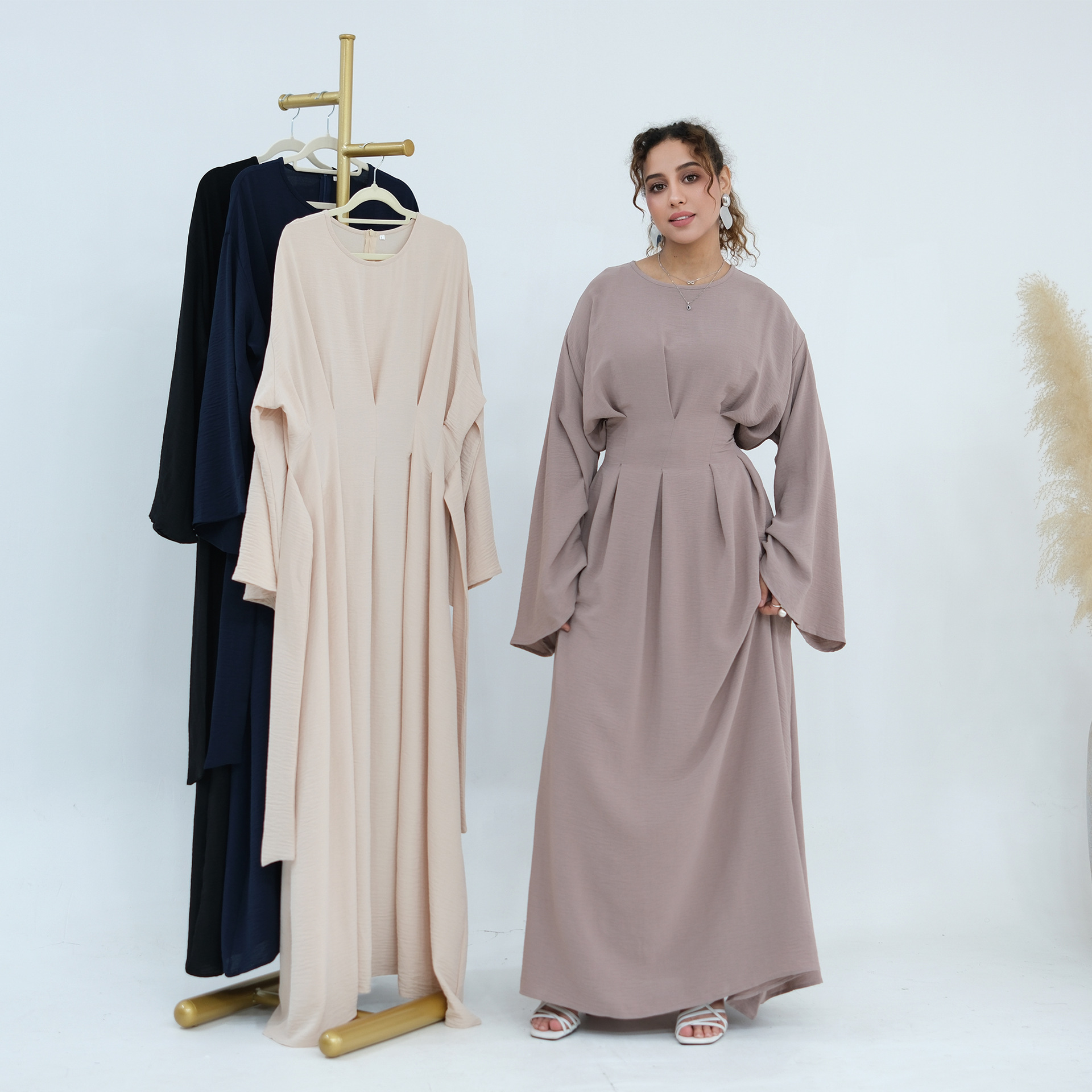 Abaya Women Muslim Dress LR1135 (1) Abaya Women Muslim Dress LR1135 (1)