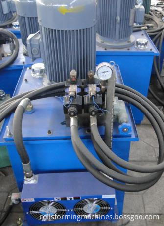 Máquina de formación de barandas de carretera Highway Guardrail Forming Machine