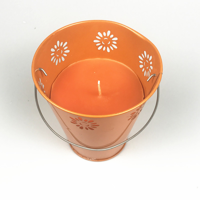 Metal Bucket Garden Citronella Candle (10)