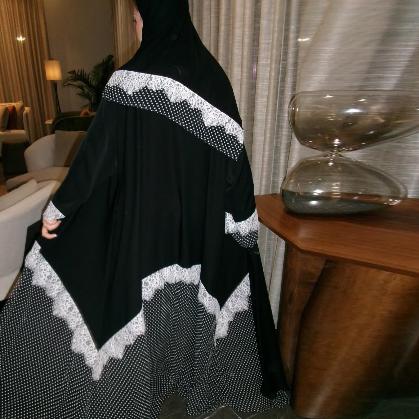 Black Gradient Polka Dot Lace Open Abaya Set Style View Black Gradient Polka Dot Lace Open Abaya Set Style View