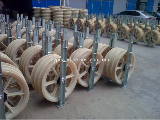 Large Diameter Bundled Conductor Pulley Stringing Block