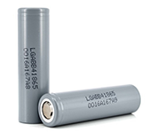 lampe de poche sur l'iphone 6 batterie LG 18650 B4 2600mAh batterie flashlight on iphone 6 battery LG 18650 B4 2600mAh battery