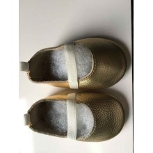 Chaussures bébé avec un bel arc