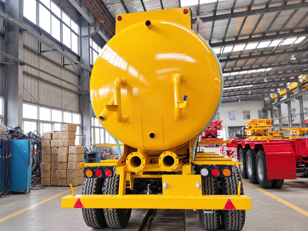 Carbon Steel Vacuum Trailer Carbon Steel Vacuum Trailer