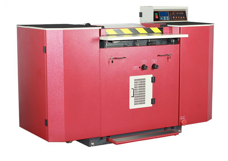 PLC Band Knife Splitiing Machine (3) PLC Band Knife Splitiing Machine (3)