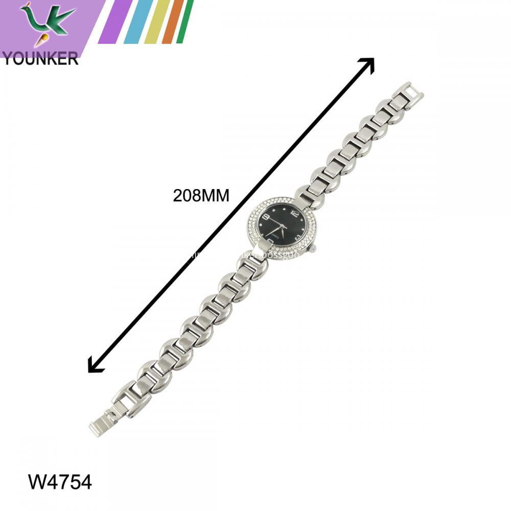 Beautiful Women Ladies Bracelet Watch With Alloy Strap Beautiful Women Ladies Bracelet Watch With Alloy Strap