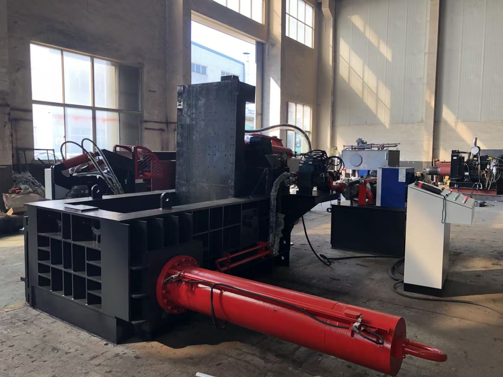 HC81T-1600 Scrap Metal Baler HC81T-1600 Scrap Metal Baler