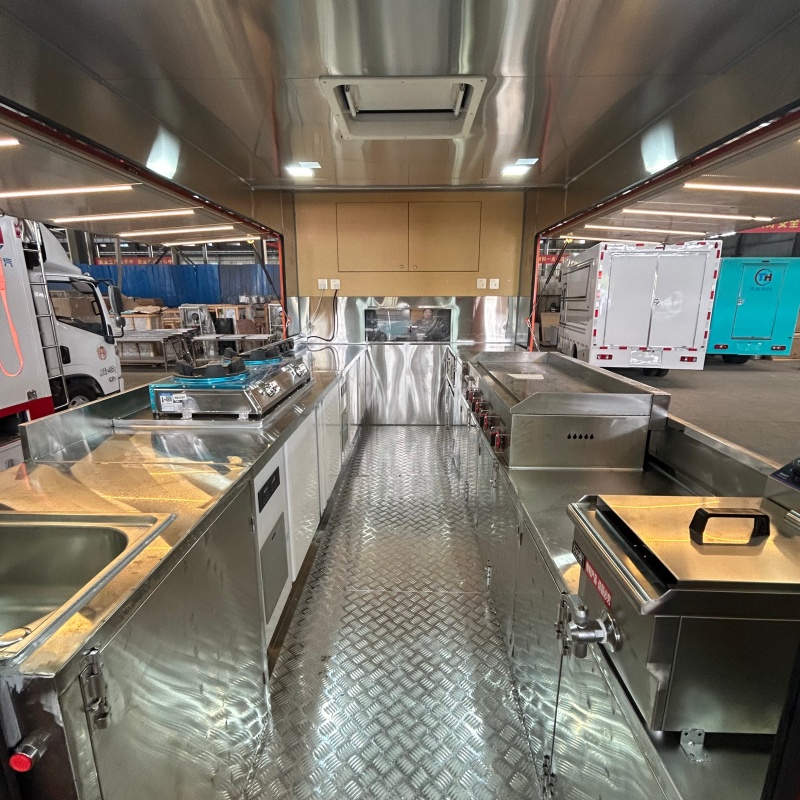 Van‑Converted Food Cart, Commercial For Arepas And Banh‑Mi Hot Street Food Sales Van‑Converted Food Cart, Commercial For Arepas And Banh‑Mi Hot Street Food Sales