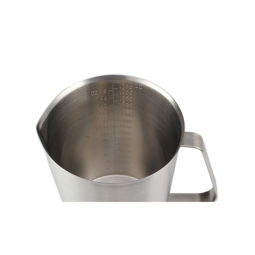 copo de medição com escalas measuring cup with scales