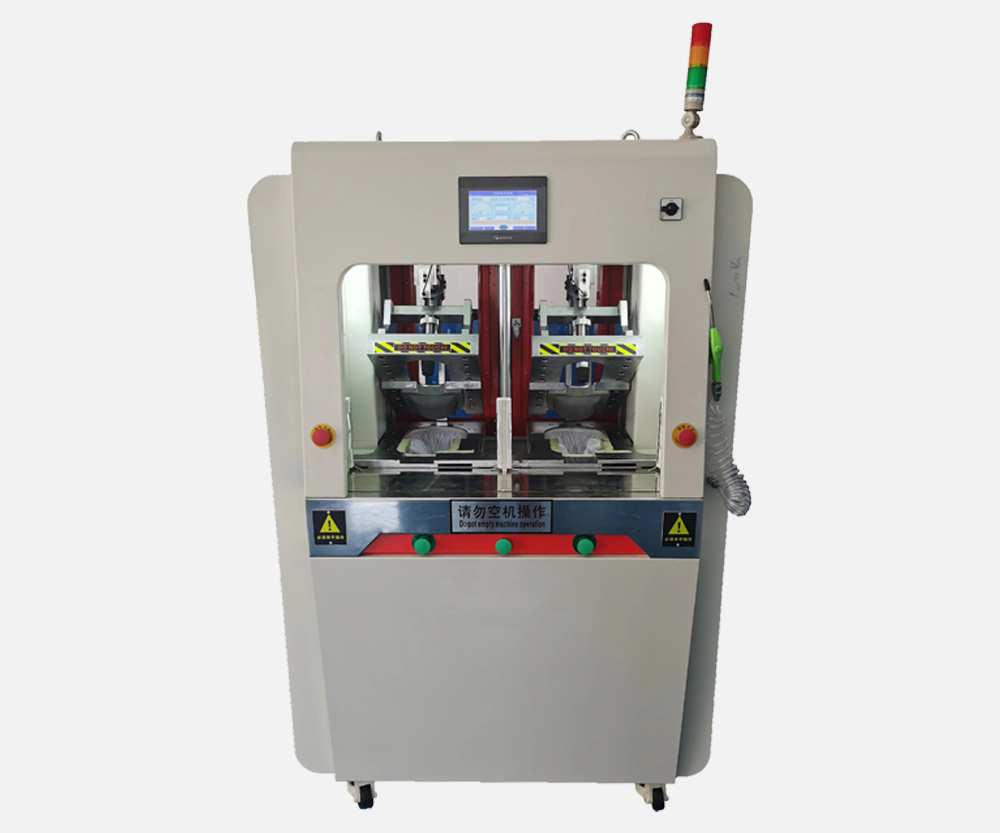 LC-620P Pneumatic Sole Attaching Machine (PLC) LC-620P Pneumatic Sole Attaching Machine (PLC)