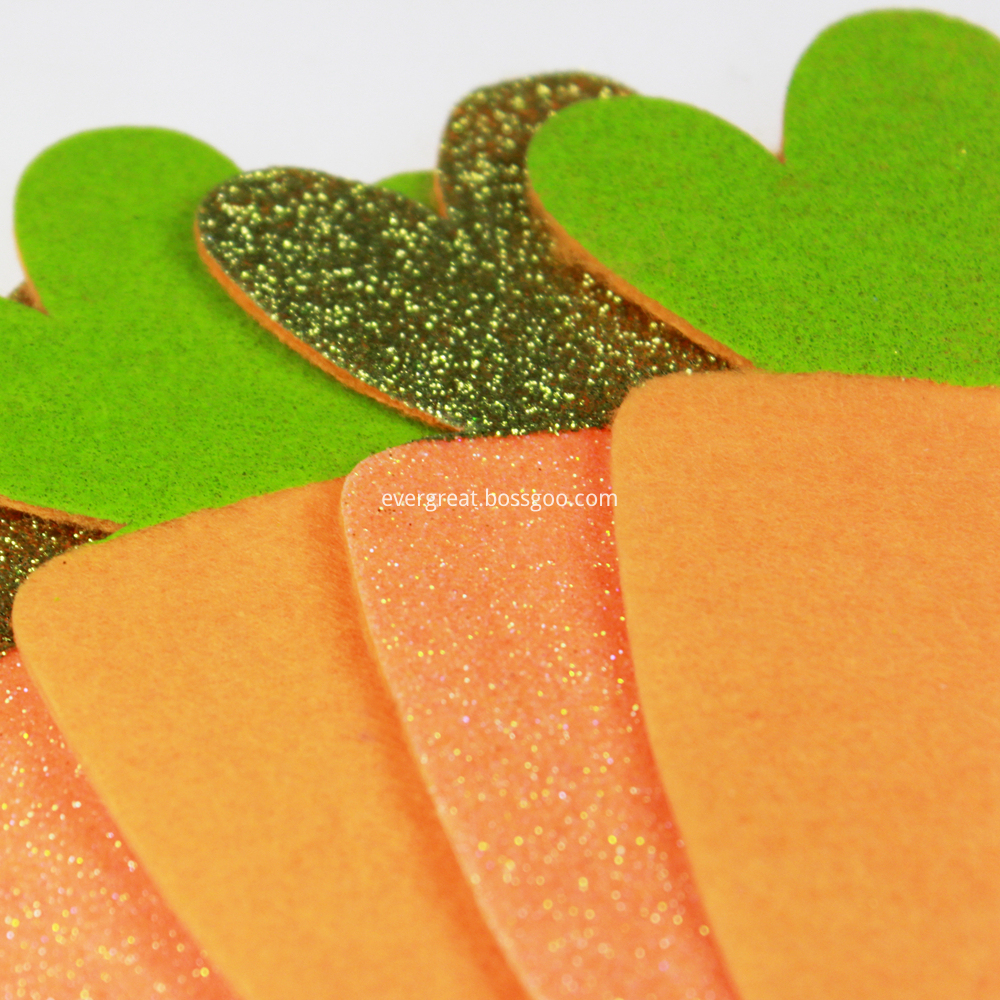 Glitter felt carrot Glitter felt carrot
