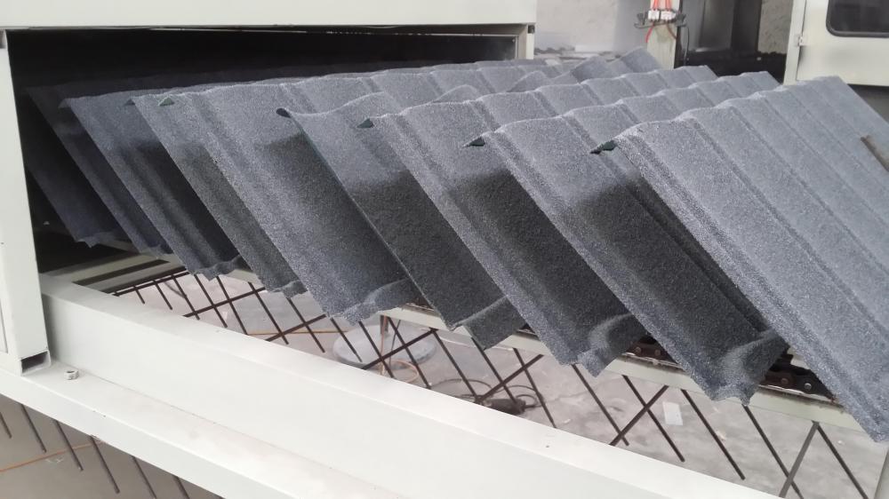 สายการผลิตหลังคาเคลือบหิน Stone Coated Roof Production Line for Stone Coated Metal Roofing Product Line