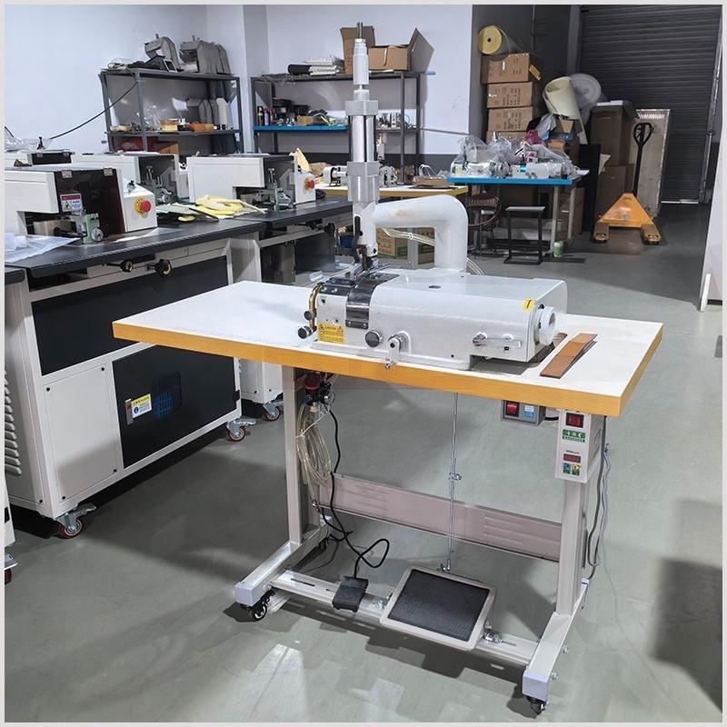 DL-75068 Pneumatic Leather Belt Head Skiving Machine Auto Sharpening System Servo Motor AutoFootswitch Leather Skiver (3) DL-75068 Pneumatic Leather Belt Head Skiving Machine Auto Sharpening System Servo Motor AutoFootswitch Leather Skiver (3)