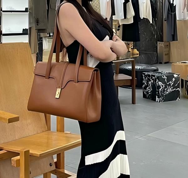 Customized PU Tote Bag for Women Commuting Customized PU Tote Bag for Women Commuting
