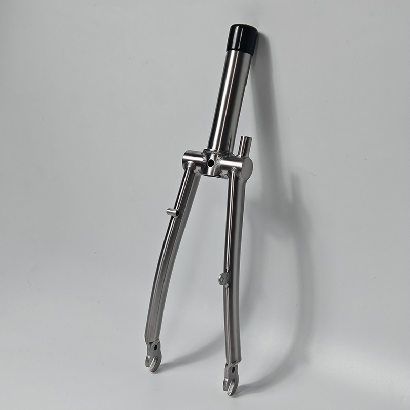Titanium Fork for BROMPTON Titanium Fork for BROMPTON