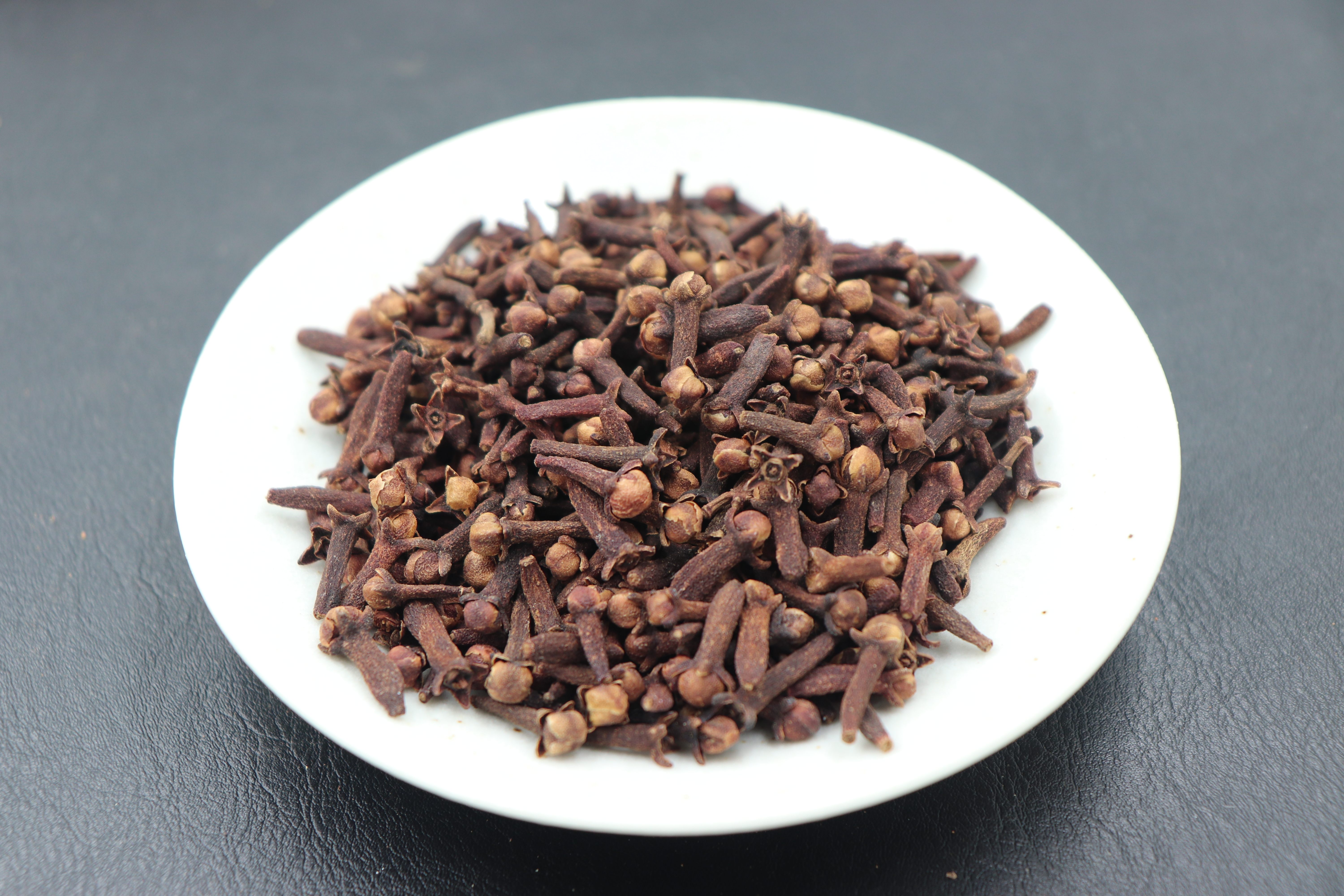 dried cloves dried cloves