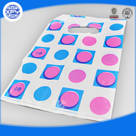 A sign of custom printing plastic shopping bags/logo watermark promotional bags