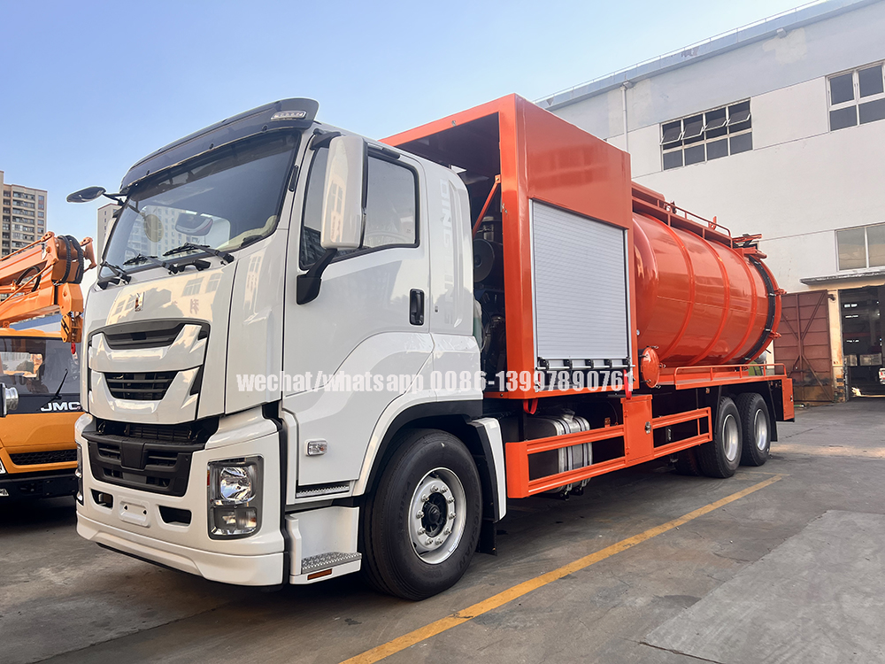 ISUZU Sewer jetting vacuum truck ISUZU Sewer jetting vacuum truck