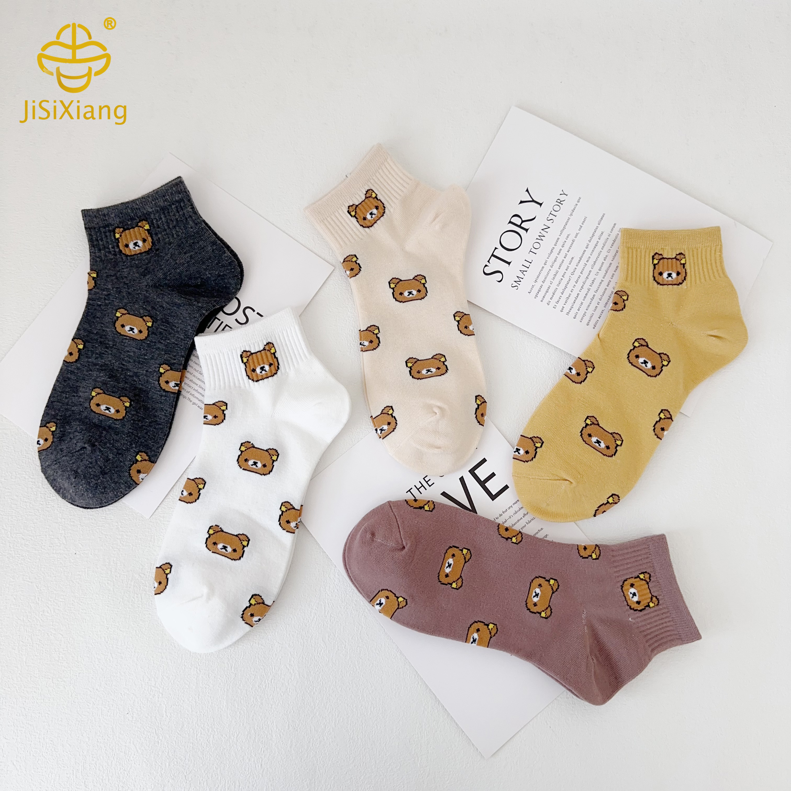 Pink cartoon bear short socks Pink cartoon bear short socks