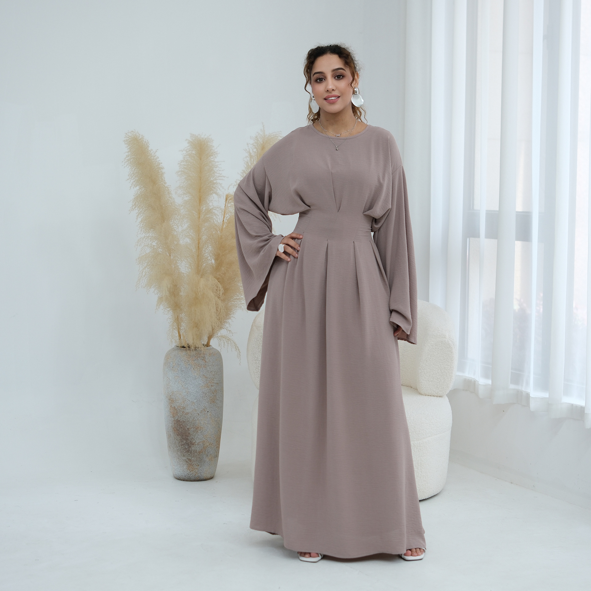 Abaya Women Muslim Dress LR1135 (3) Abaya Women Muslim Dress LR1135 (3)