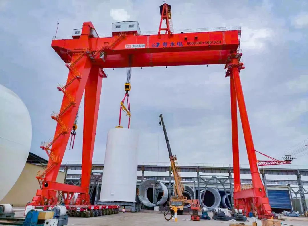 Hydro Power Gantry Crane