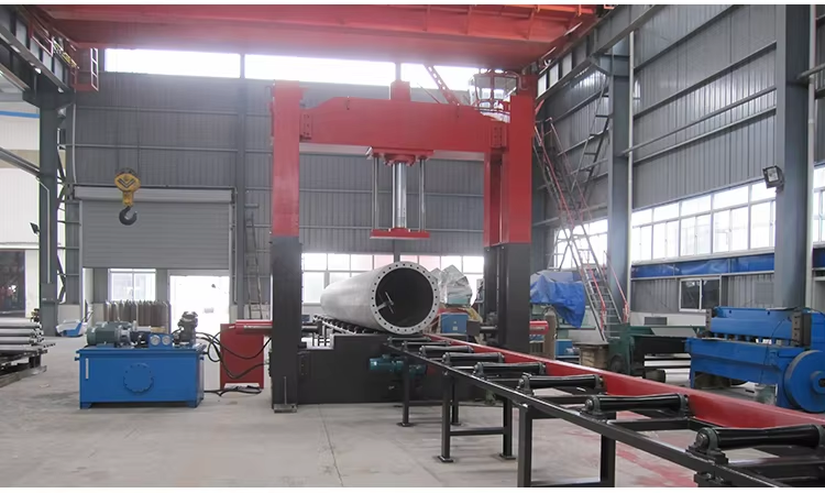 Large Diameter Seaming And Straightening Machine Large Diameter Seaming And Straightening Machine
