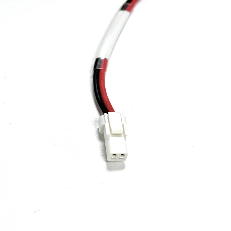 Custom 2Pin Power Cable with Mixed Spade Terminals Custom 2Pin Power Cable with Mixed Spade Terminals