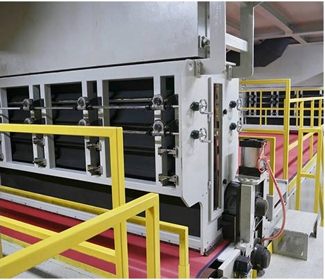 Máquina de tela no tejida PP de 2400MM 2400MM PP Non Woven Fabric Machine