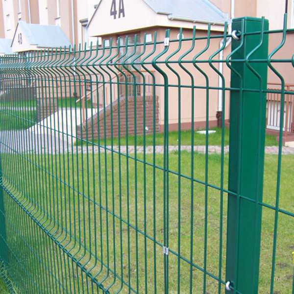 welded wire mesh fence