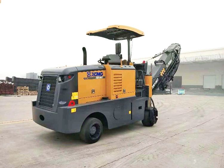 XCMG-Cold-Milling-Machine-Xm1303K-1-3m-Width-Road-Maintenance-Equipment (3) XCMG-Cold-Milling-Machine-Xm1303K-1-3m-Width-Road-Maintenance-Equipment (3)