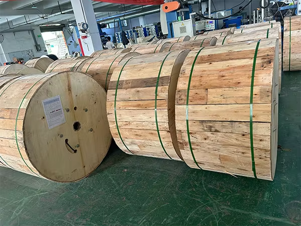 fiber optic cable fiber optic cable