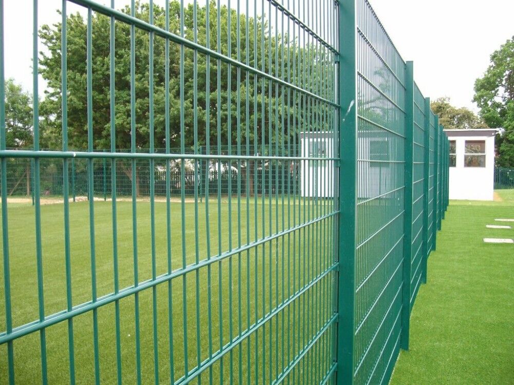 curved fence panel