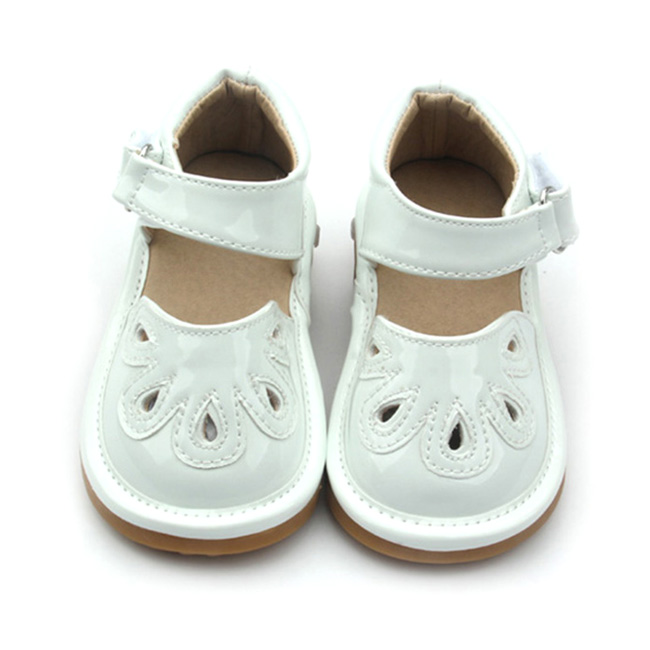 Skrzypiące Buty Squeaky Shoes