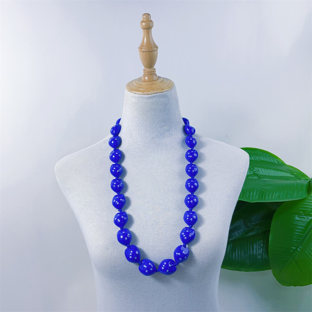 FSM Flag Kukui Nut Necklace KN-jn057_0002 FSM Flag Kukui Nut Necklace KN-jn057_0002